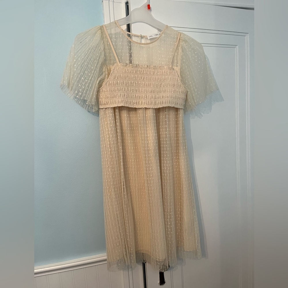 Zara Kids cream lace dress with smocked overlayed top. 164cm. Size 13-14